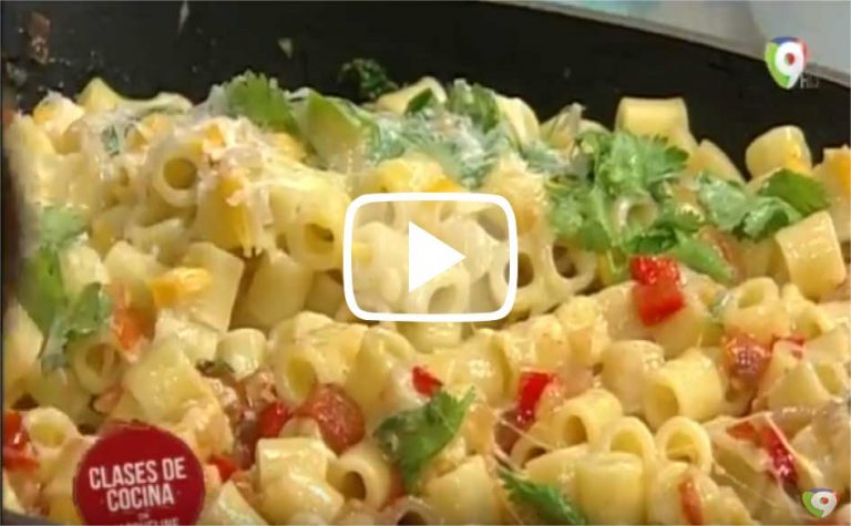 Pasta Cremosa Triple Queso, Salsa Velouted y Pasta Frita con Especias en Clases de Cocina