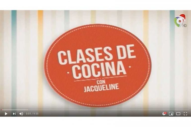 En Clase de Cocina con Jacqueline Hernández: Preparando arroz con Maíz y Salchicha Italiana (1/4)