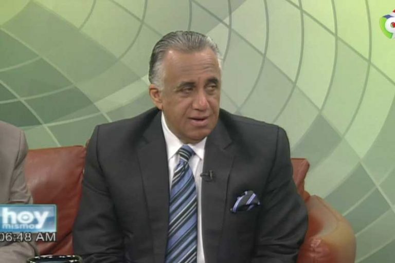 Danilo Medina juramenta a David Ortiz y Pedro Martinez embajadores de Buena Voluntad