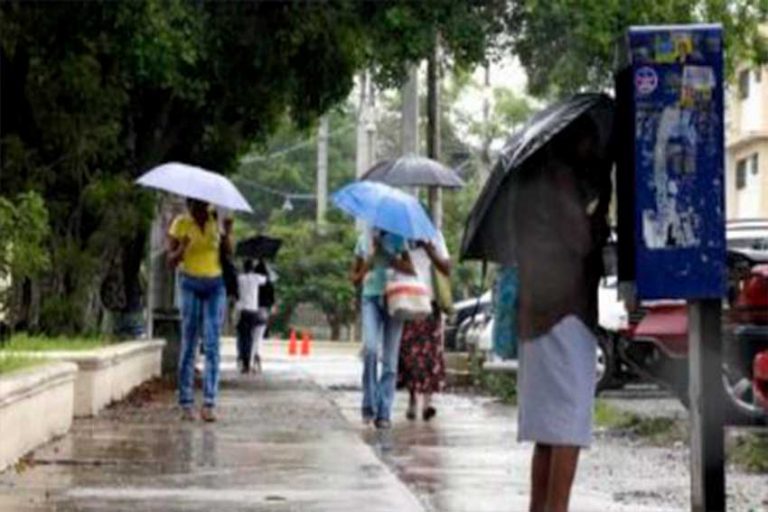 Vaguada provocará aguaceros en varios puntos del país este domingo