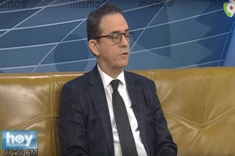 Conversando con el abogado Carlos Salcedo en Hoy Mismo