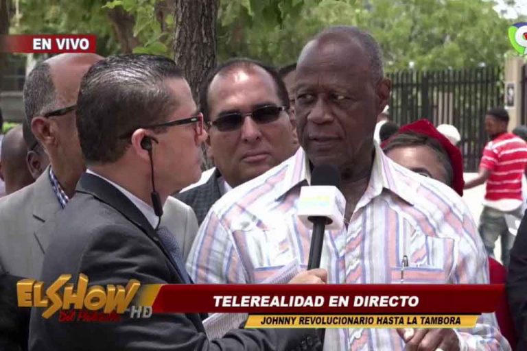 Johnny Ventura habla desde el congreso para El Show del Mediodía
