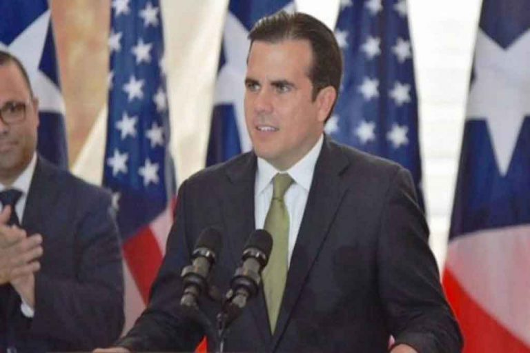 Gobernador de P.Rico ofrecerá un mensaje a la isla en medio de escándalo