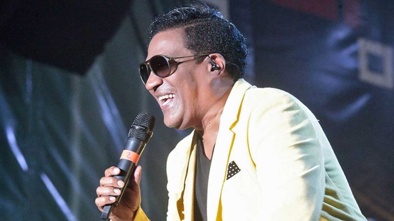 “El hombre merengue” celebrará sus 30 años cantando merengue