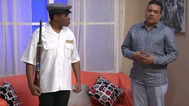 Doña laura, El guachiman y el General – El Show de Raymond y  Miguel