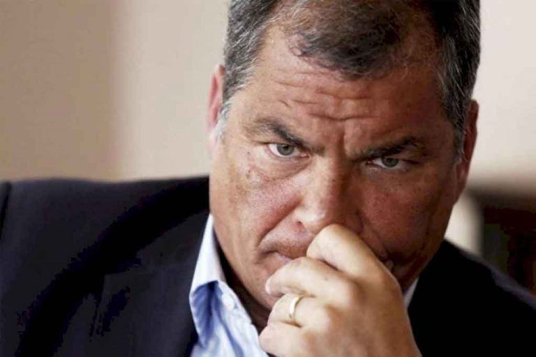 Defensa apelará medida de prisión contra expresidente Correa