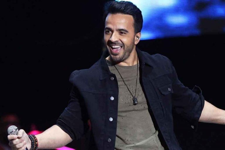 Luis Fonsi dice que le encanta Rosalía y que en España hay mucho talento