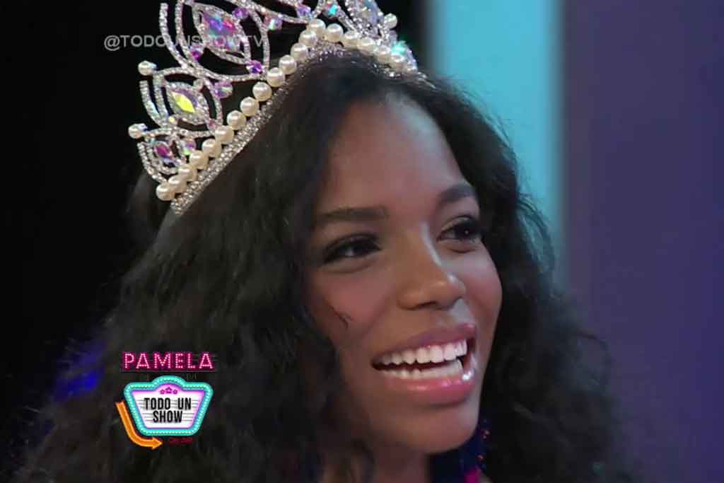 La Miss República Dominicana Universo Clauvid Daly Color Visión