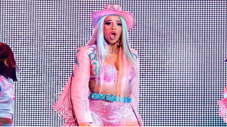 Cardi B y Megan Thee Stallion sacan el tema del verano y Rosalía es la guinda