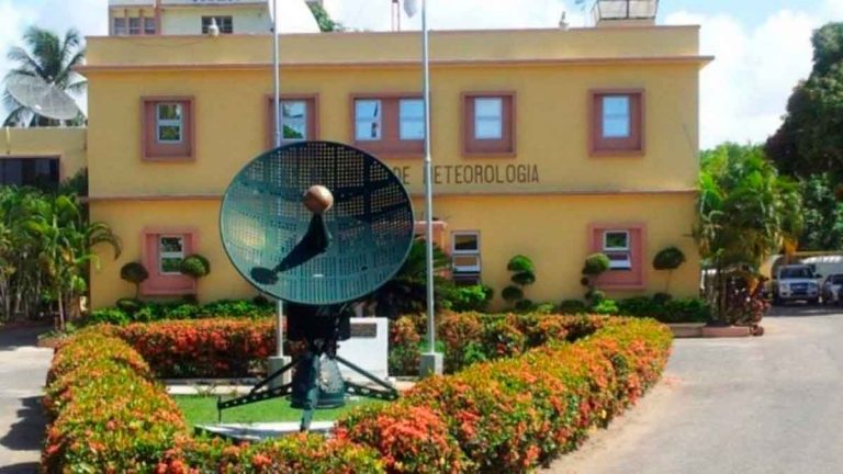 Onamet pronostica aguaceros dispersos hacia el interior del país por vaguada