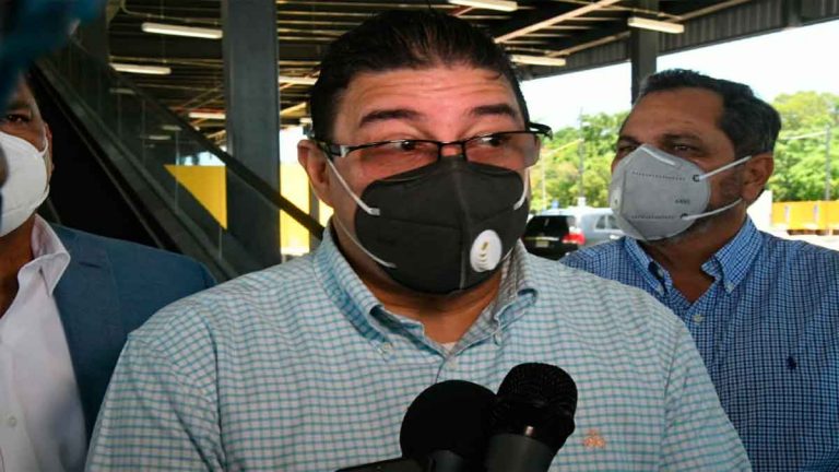 Camacho designa comisión estudiará anteproyecto de Ley General del Deporte