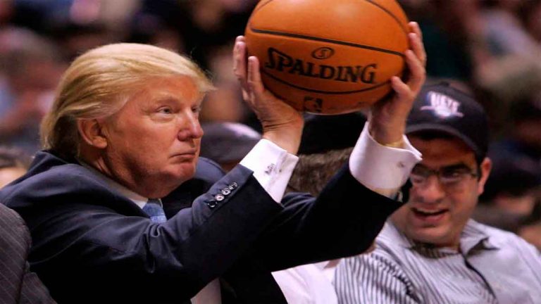 Trump dice que la NBA es una “organización política”