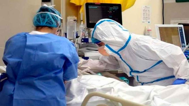 COVID-19: Más de 19 millones de casos y 716 mil muertos en todo el mundo