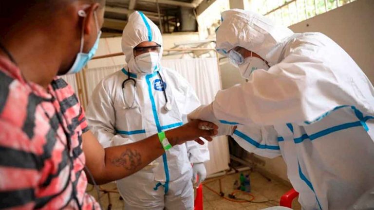 Salud Pública: 407 nuevos positivos y 17 muertes por COVID-19