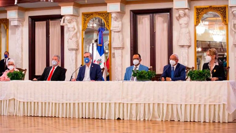 “El Laboratorio Nacional lo encontramos totalmente desabastecido”