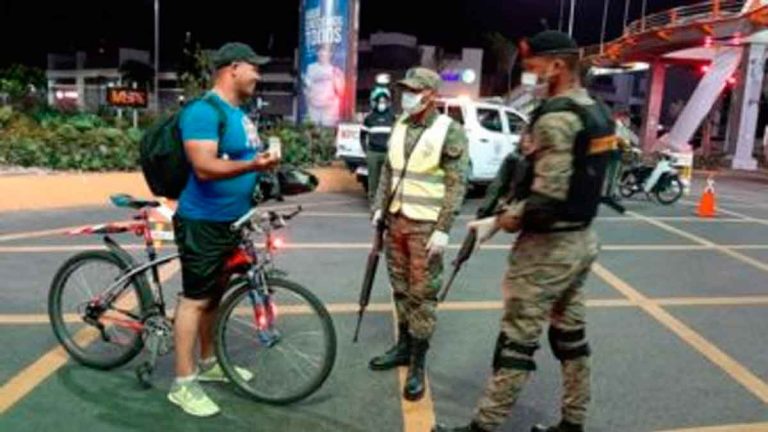 Sectores económicos enfrentados ante posible extensión del toque de queda