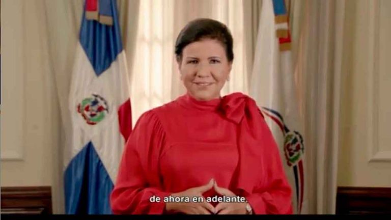 Margarita Cedeño: «Ha sido y siempre será un honor servirles con amor y responsabilidad»