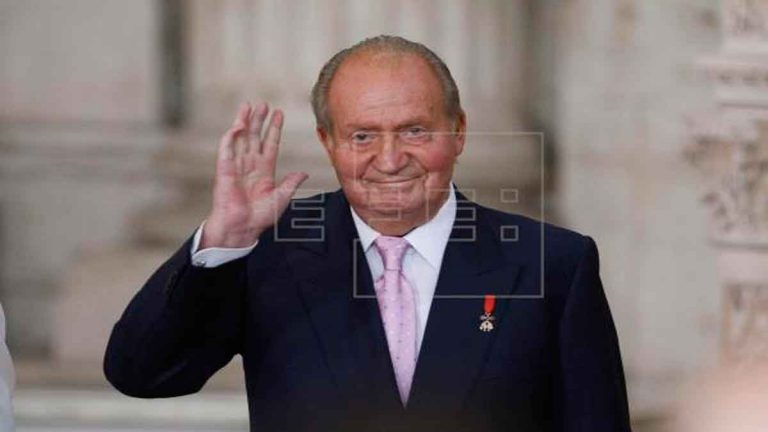 Medios latinoamericanos recogen en sus portadas la salida del rey Juan Carlos