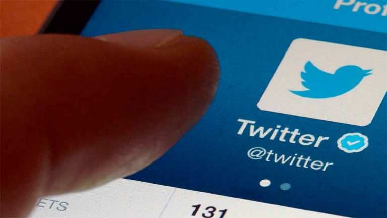 Twitter ya permite a los usuarios elegir quién puede responder a sus mensajes