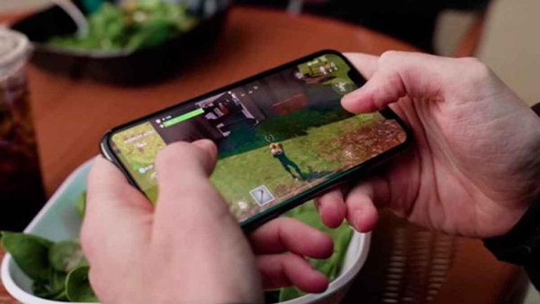 Epic Games demanda a Apple por retirar Fortnite de la App Store