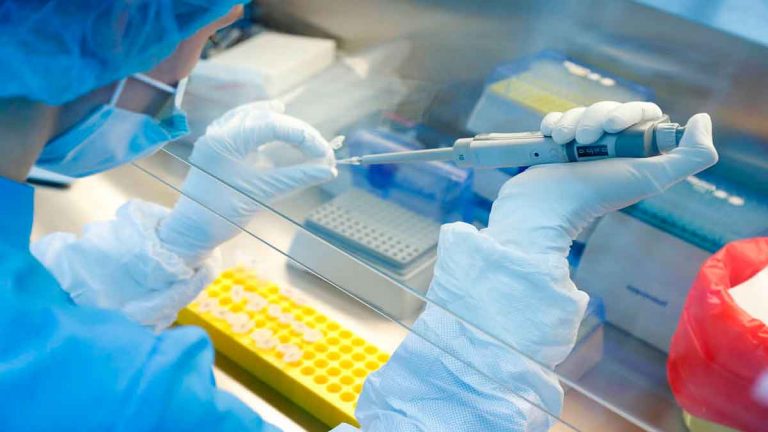 Farmacéuticas se alían para garantizar la seguridad de la vacuna de COVID-19