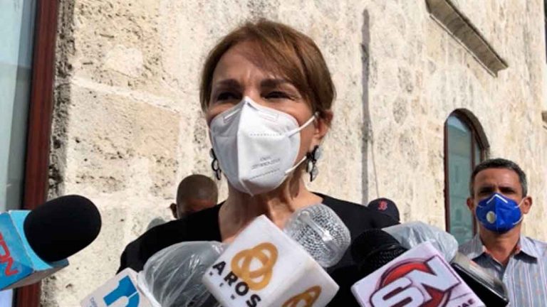 Gobierno dice dará «respuestas claras» ante confusiones por reportes de COVID-19