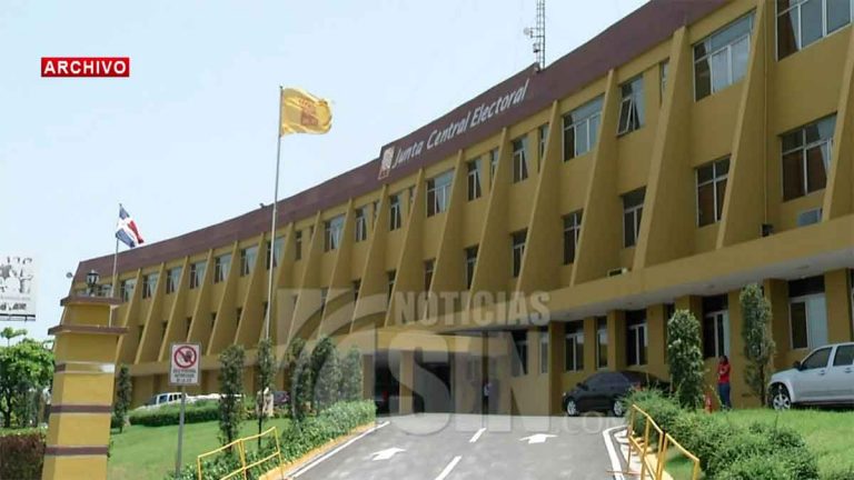 Abinader asegura busca independencia en JCE