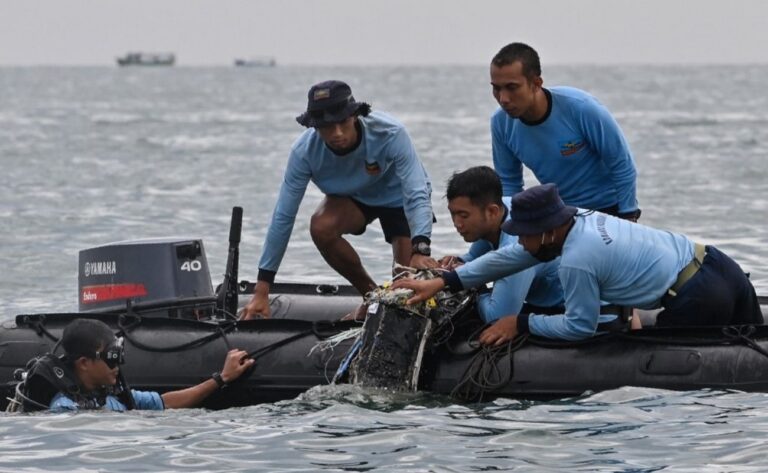 Indonesia desaparecidos