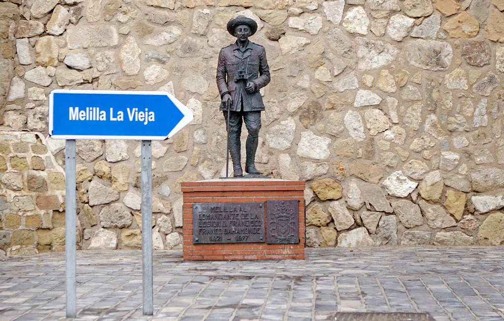 Estatua Franco-España