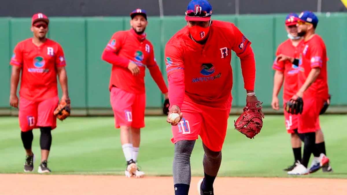 Equipo dominicano de béisbol inicia su ruta hacia los Juegos Olímpicos