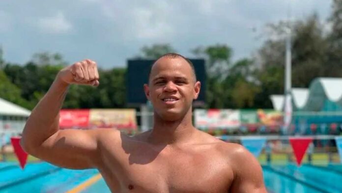 Nadador dominicano Josué Domínguez es puesto en cuarentena cerca a Tokio