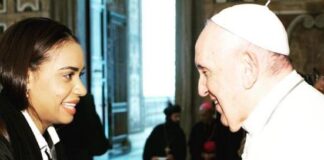 Betty Gerónimo y el papa Francisco