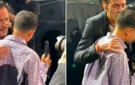 Marc Anthony le canta a niño invidente en concierto