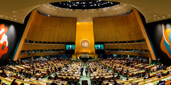 Asamblea de la ONU vota a favor de Ucrania y exige a Rusia que salga de territorio ucraniano de inmediato