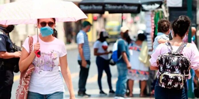 Temperaturas calurosas durante el día; vaguada persiste sobre el país