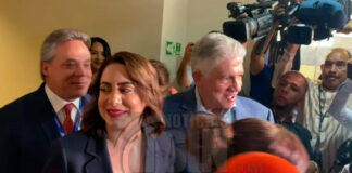 Directora de Supérate Gloria Reyes asiste a invitación del Senado