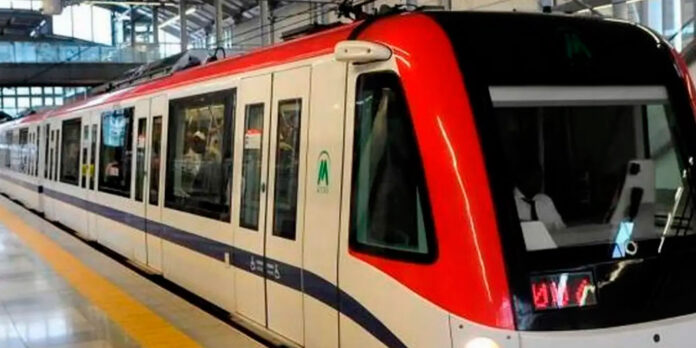 Esta mañana evacuaron pasajeros del Metro de Santo Domingo por avería