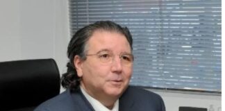 Renuncia Rafael Velazco