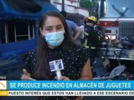 Se produce incendio en almacén de juguetes