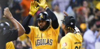Con jonrón de Ronny, Águilas vencen Leones y siguen en segundo lugar