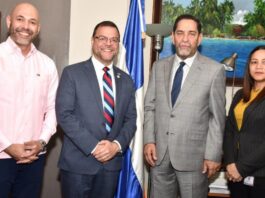 Senador Dominicano en New York, visita el Consulado Dominicano en esa Ciudad