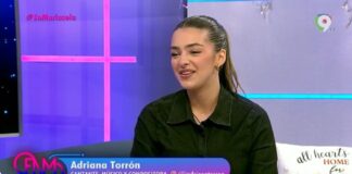 Adriana Torron deleita a todos con el tema "Claramente" | Esta Noche Mariasela