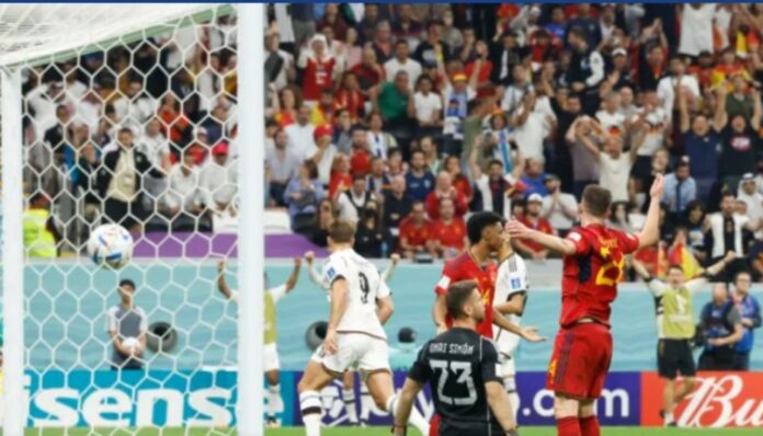 1-1: Alemania respira y España da por bueno el empate