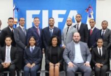 Trece árbitros dominicanos son acreditados por la FIFA