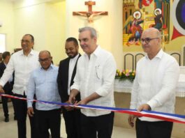 Abinader inaugura-remozamiento-de-la Parroquia-Santa-María-Madre-de-Dios