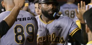Aguilas derrotan 15-9 a los Gigantes en la continuación del béisbol R.D.