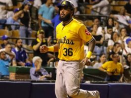 Águilas derrotan a los Tigres