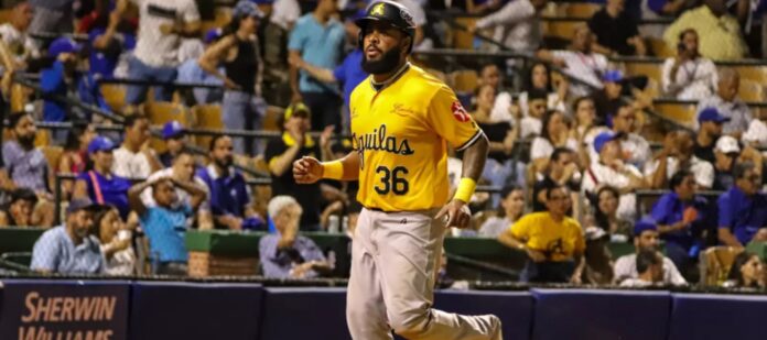 Águilas derrotan a los Tigres