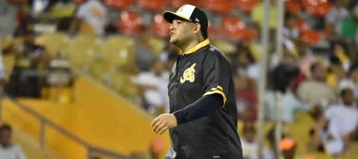 Águilas ganaron a Estrellas en casa con nuevo manager