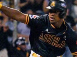 Águilas remontan en el octavo y quedan solas en el cuarto lugar al vencer 5-4 al Licey